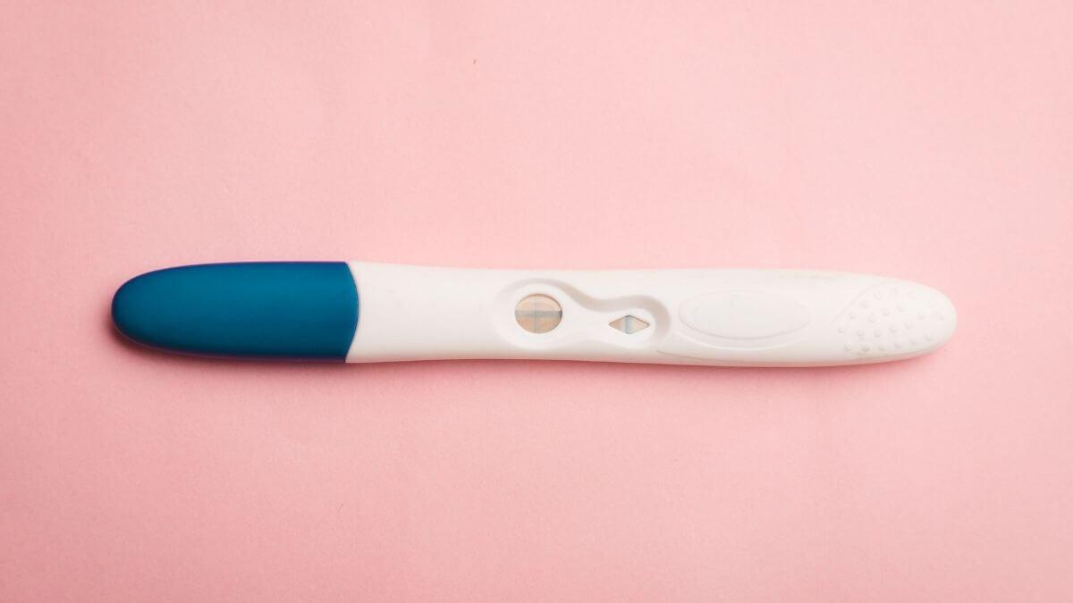 Evaporation line vs. positive pregnancy test Prega Health