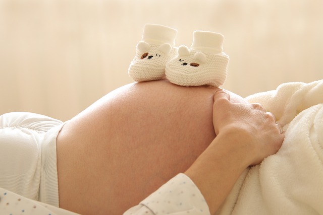 Tips for staying comfortable during the third trimester